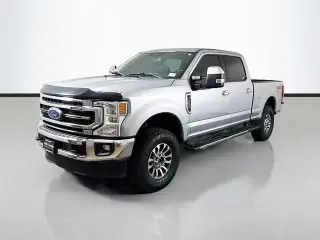 Ford F-250 Super Duty 2022 4x4 Lariat Cabina Crew Cab de 4 puertas y caja corta de 6.8 pies