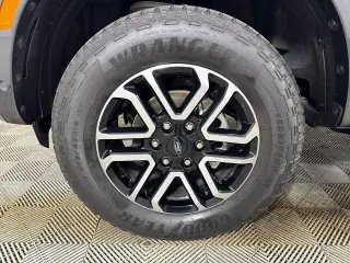 Ford Ranger 2024 4x2 Lariat 4puertas SuperCrew 5.0 pies S.B.