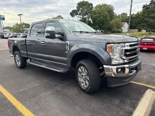 Ford F-250 Super Duty 2020 4x4 Lariat 4dr Crew Cab 6.8 ft. SB Pickup