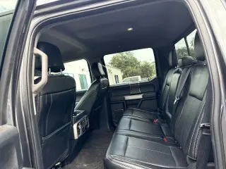 Ford F-250 Super Duty 2020 4x4 Lariat 4dr Crew Cab 6.8 ft. SB Pickup