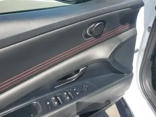 Hyundai ELANTRA 2023 N Line Sedán de 4 puertas