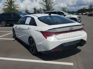 Hyundai ELANTRA 2023 N Line Sedán de 4 puertas