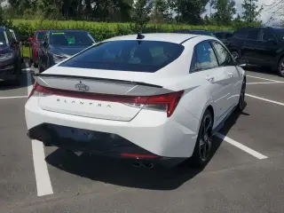 Hyundai ELANTRA 2023 N Line Sedán de 4 puertas