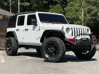 Jeep Wrangler Unlimited 2018 4x4 Sport 4dr SUV (lanzamiento de mitad de año)