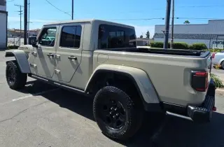 Gladiator 2020 4x4 Rubicon 4dr Crew Cab 5.0 ft. SB