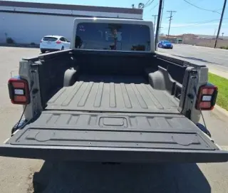 Gladiator 2020 4x4 Rubicon 4dr Crew Cab 5.0 ft. SB
