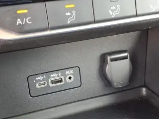 Nissan Sentra 2023 SV 4dr Sedán