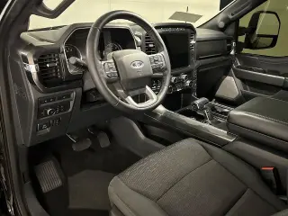 Ford F-150 2022 4x2 XLT 4 puertas SuperCrew caja corta de 5.5 pies
