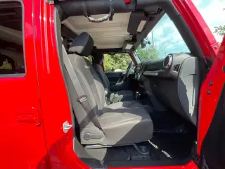 Jeep Wrangler Unlimited 2016 4x4 Sahara 75th Anniversary SUV de 4 puertas