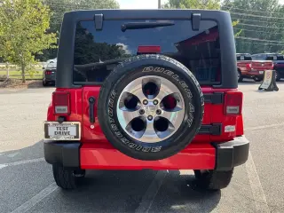 Jeep Wrangler Unlimited 2016 4x4 Sahara 75th Anniversary SUV de 4 puertas
