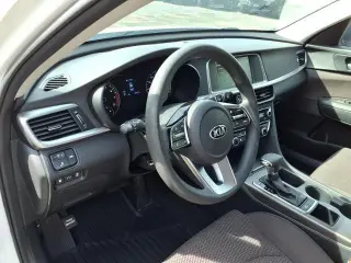 Kia Optima 2020 LX Sedán de 4 puertas