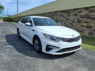Kia Optima 2020 LX Sedán de 4 puertas