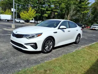 Kia Optima 2020 LX Sedán de 4 puertas