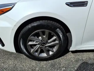 Kia Optima 2020 LX Sedán de 4 puertas