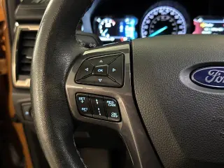 Ford Ranger 2019 4x4 Lariat 4 puertas SuperCrew 5.1 pies SB