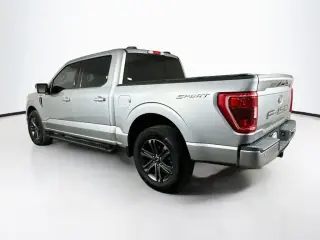 Ford F-150 2023 4x2 XL 4 puertas SuperCrew 5.5 pies SB