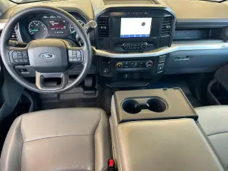 Ford F-150 2022 4x2 XL 4 puertas SuperCab caja estándar de 6.5 pies