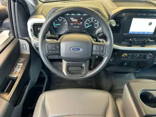 Ford F-150 2022 4x2 XL 4 puertas SuperCab caja estándar de 6.5 pies