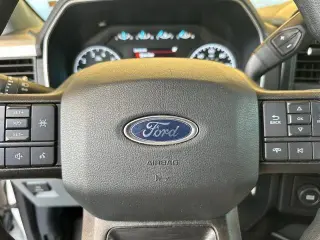 Ford F-150 2022 4x2 XL 4 puertas SuperCab caja estándar de 6.5 pies