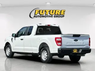 Ford F-150 2022 4x2 XL 4 puertas SuperCab caja estándar de 6.5 pies