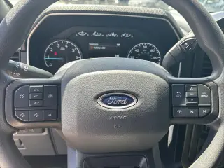 Ford F-150 2023 4x2 XL 4dr SuperCrew 5.5 ft. SB