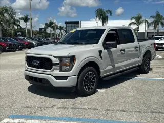 Ford F-150 2023 4x2 XL 4dr SuperCrew 5.5 ft. SB