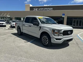 Ford F-150 2023 4x2 XL 4dr SuperCrew 5.5 ft. SB
