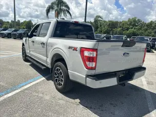 Ford F-150 2023 4x2 XL 4dr SuperCrew 5.5 ft. SB
