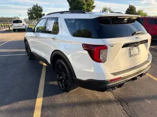 Ford Explorer 2023 AWD ST 4dr SUV