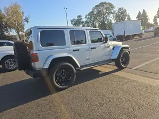 Jeep Wrangler 2023 4x4 Sahara 4xe 4dr SUV