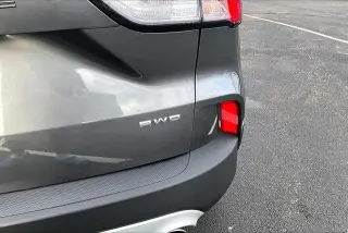 Ford Escape 2022 AWD SE 4dr SUV