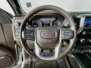 GMC Sierra 1500 2021 4x4 SLT 4dr Crew Cab 5.8 ft. SB
