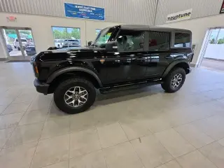 Ford Bronco 2023 4x4 Base Advanced 4dr SUV