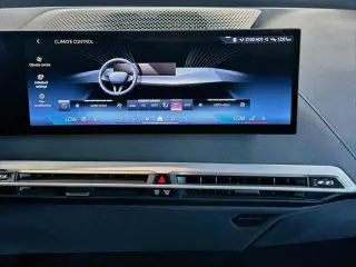 BMW iX 2024 AWD xDrive50 4dr Sports Activity Vehicle