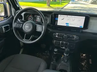 Jeep Wrangler 2025 4x4 Sport 4dr SUV