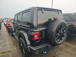 Jeep Wrangler Unlimited 2022 4x4 Sahara 4xe 4dr SUV
