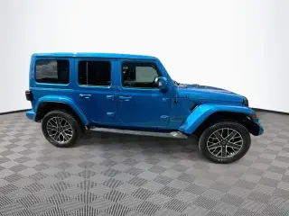 Jeep Wrangler 2023 4x4 Sahara 4xe 4dr SUV