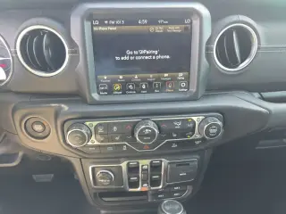 Jeep Wrangler 2023 4x4 Sahara 4xe 4dr SUV