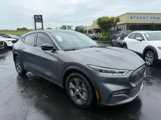 Ford Mustang Mach-E 2023 Select 4dr SUV