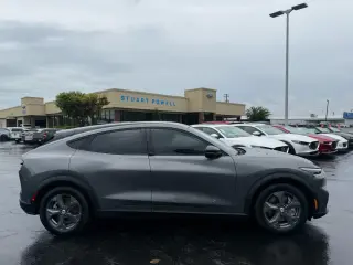 Ford Mustang Mach-E 2023 Select 4dr SUV