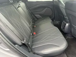 Ford Mustang Mach-E 2023 Select 4dr SUV