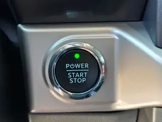 Ford F-150 Lightning 2023 AWD Pro 4dr SuperCrew 5.5 ft. SB