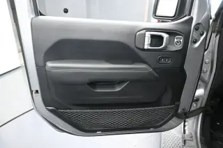 Jeep Wrangler Unlimited 2019 4x4 Sahara 4dr SUV