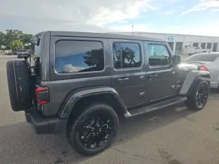 Jeep Wrangler Unlimited 2022 4x4 Sahara 4xe 4dr SUV