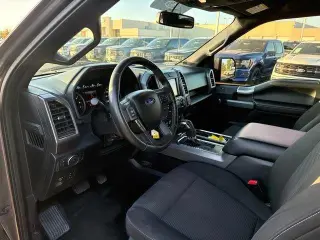Ford F-150 2017 4x4 XLT 4dr SuperCrew 5.5 ft. SB