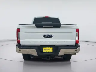 Ford F-250 Super Duty 2017 4x4 XLT 4dr Crew Cab 8 ft. LB Pickup