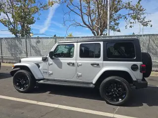 Jeep Wrangler 2023 4x4 Sahara 4xe 4dr SUV