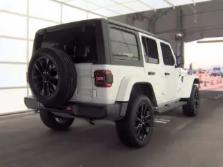 Jeep Wrangler 2023 4x4 Sahara 4xe 4dr SUV