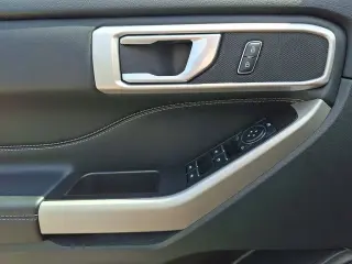 Ford Explorer 2023 AWD XLT 4dr SUV