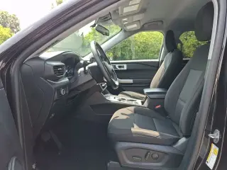 Ford Explorer 2023 AWD XLT 4dr SUV